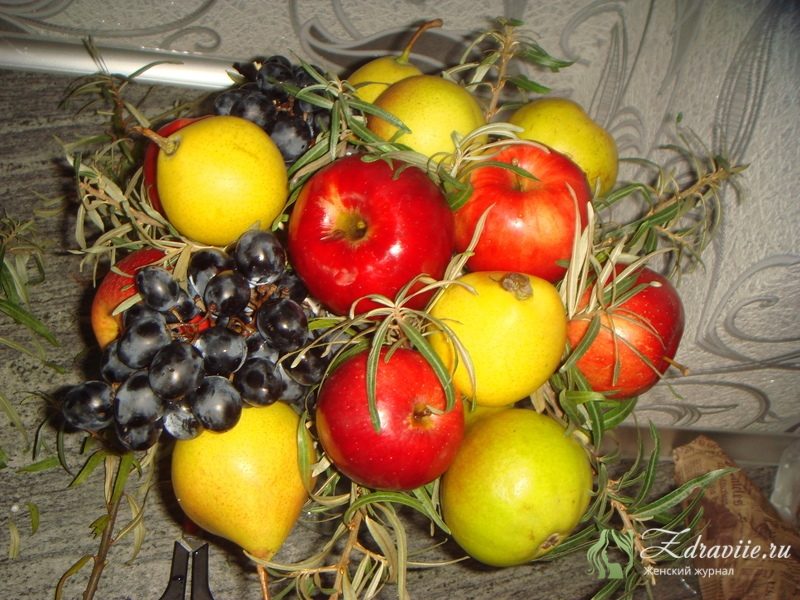 fruktovyj-buket-svoimi-rukami-8