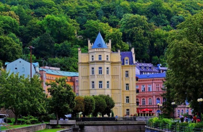 Карловы Вары — обзор лучших санаториев королевского курорта